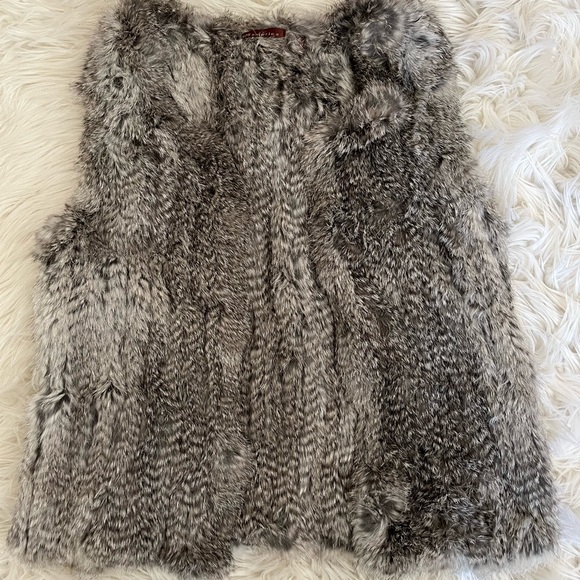525 America REAL Rabbit Fur Vest - Picture 2 of 5